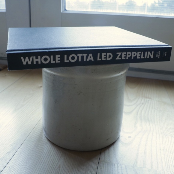 Led Zeppelin Hardcover Book - Picture 10 of 13